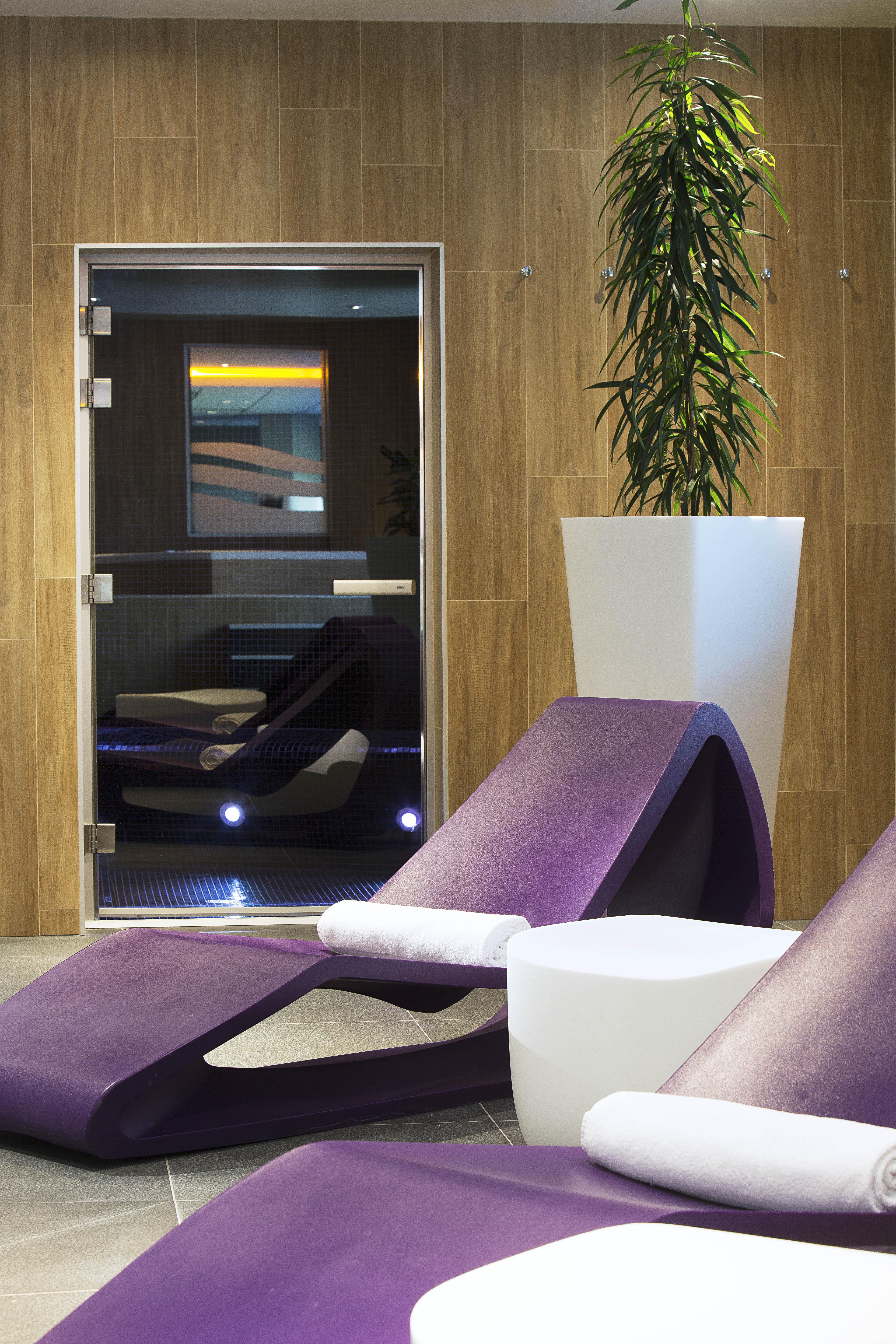 Oceania Ferrand Hotel