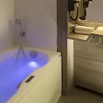 Oceania Ferrand Hotel