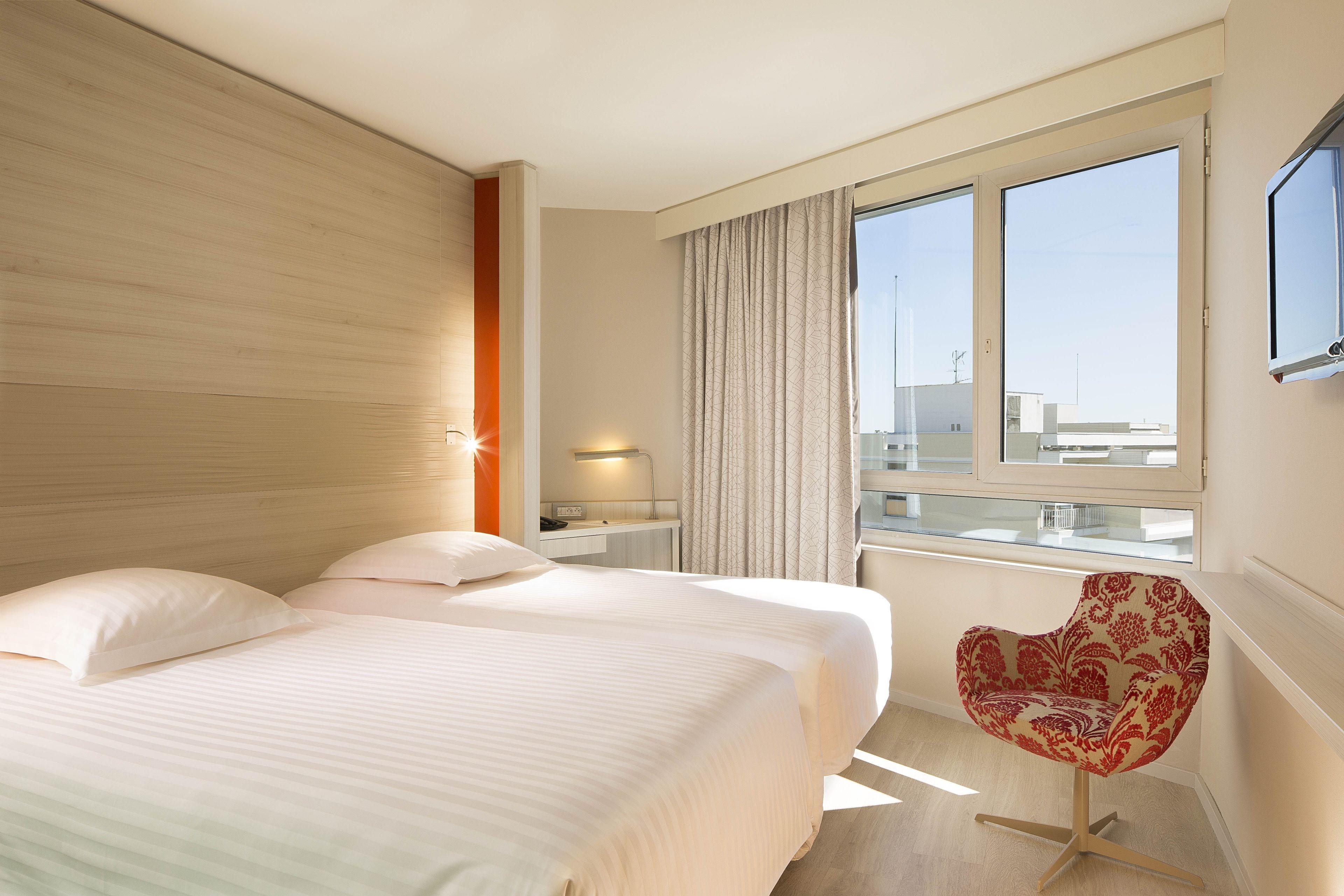 Oceania Ferrand Hotel