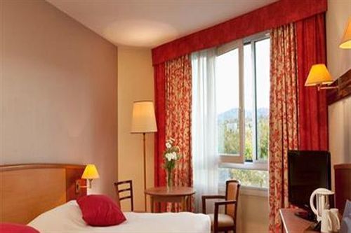 Oceania Ferrand Hotel