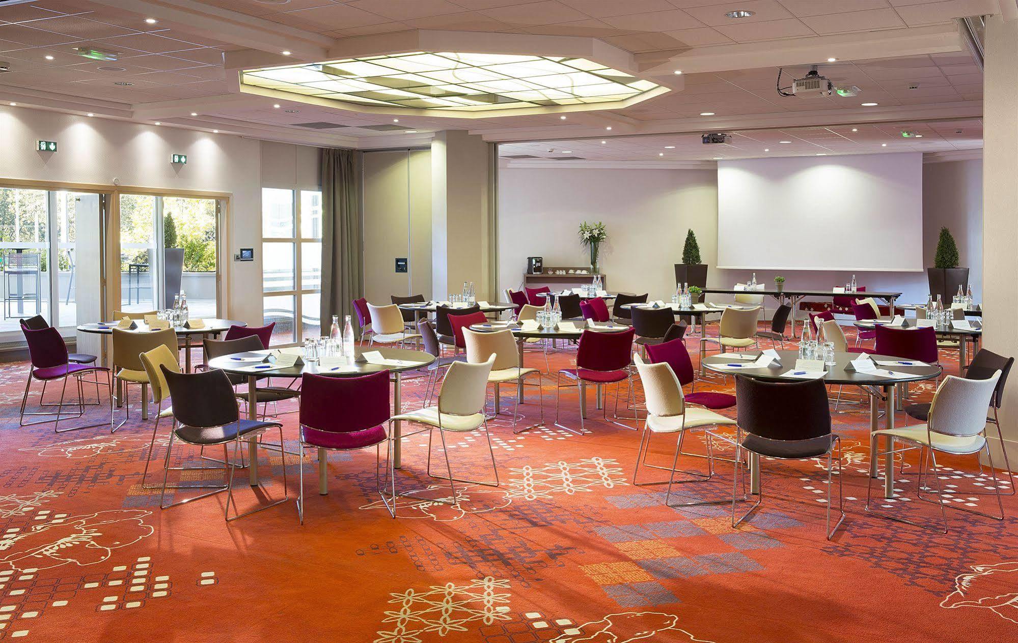 Oceania Ferrand Hotel
